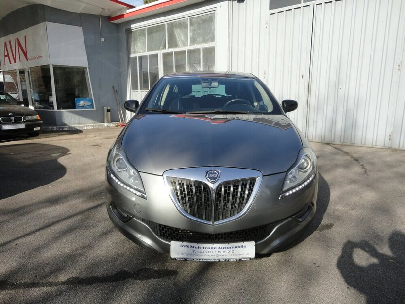Lancia Delta Oro 1,9d 140 KW 2.Hd Klimatr+Navi+LederPDC 167.000 km 4.950 € Neuss 41462