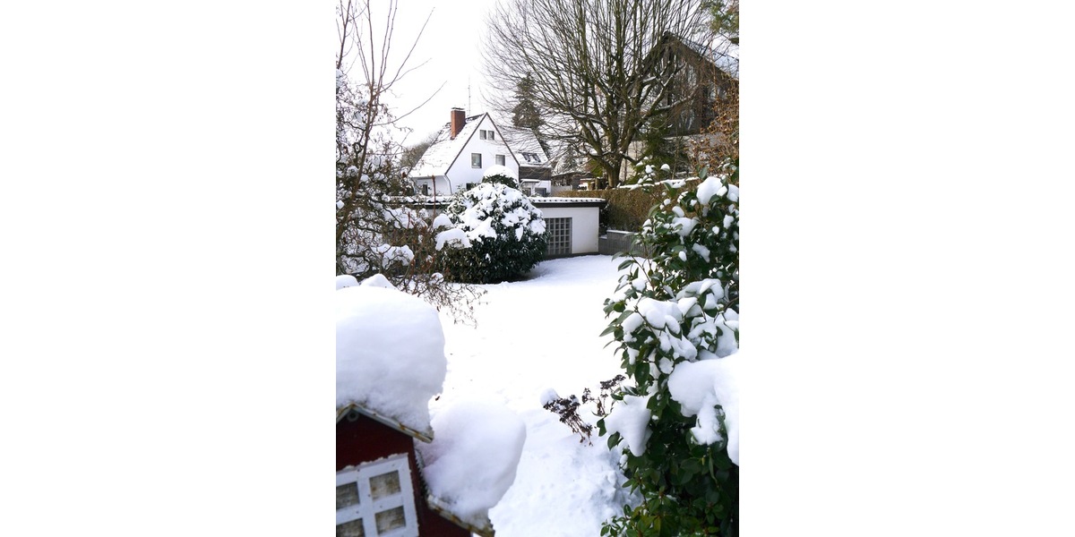 SG, freist. EFH, 5 Zi., 160m² Wfl., 747 GrSt., 2x Doppel-Grg.+CP, Keller, Terr. Stellpl. 5 zimmer