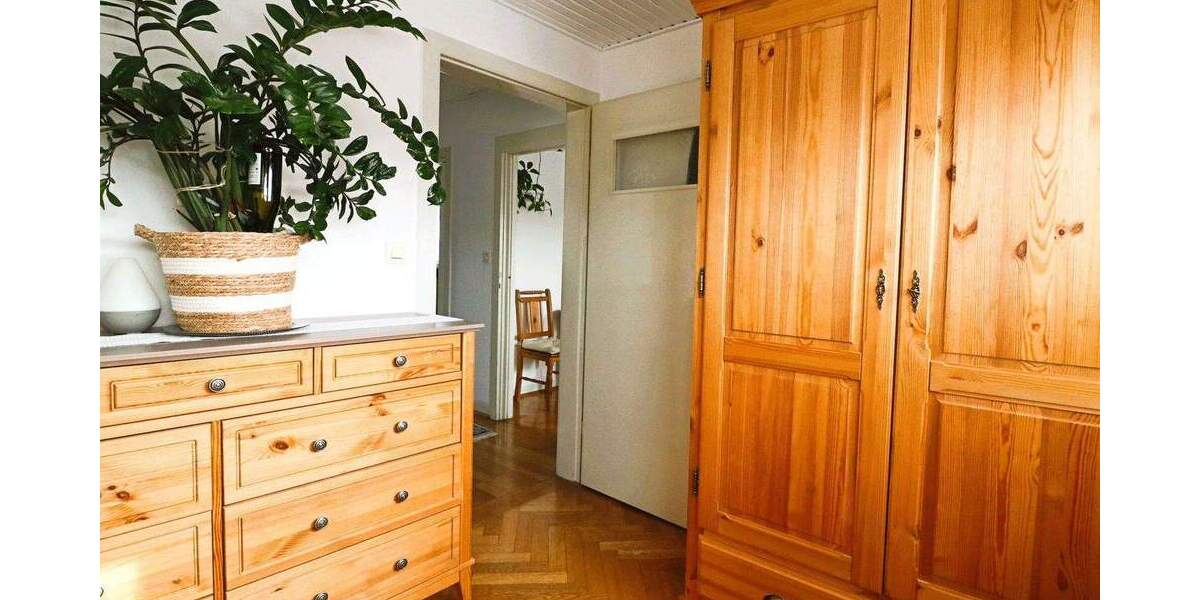 Mehrfamilienhaus, Wohnhaus Köln Holweide Holweide - 9 Zimmer, 195 m&sup2;, 785.000&euro; | Angebot:24353952