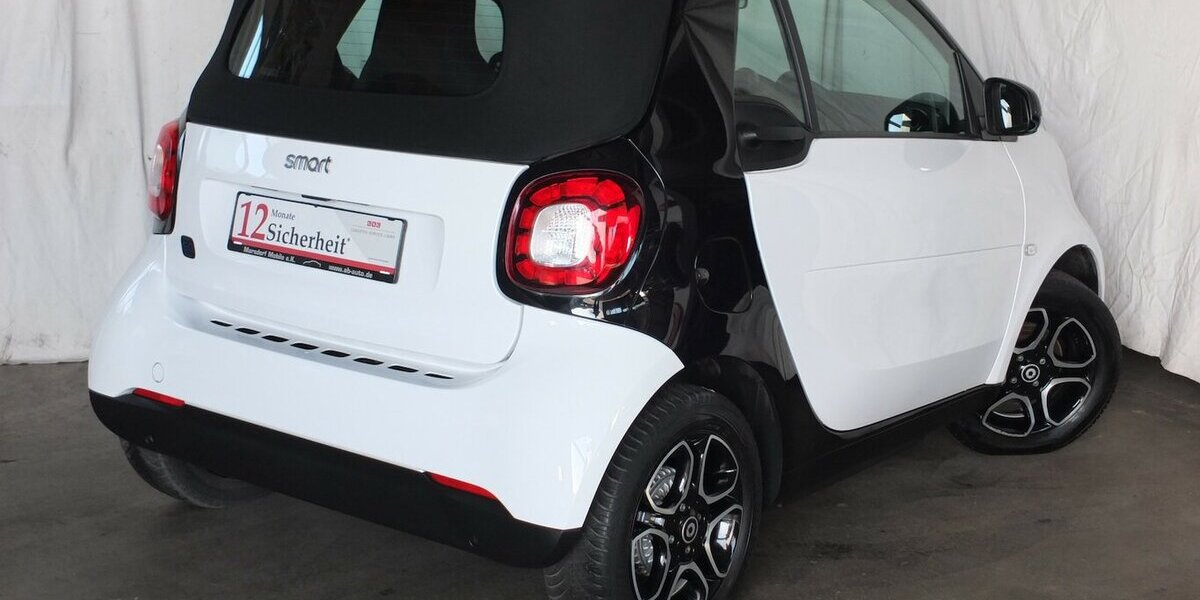 Smart ForTwo electric drive EQ PASSION KLIMAAUTOM SITZHE 35.255 km 10.450 &euro; Köln 50858