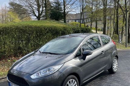 Ford Fiesta 97.300 km 5.600 &euro; Bonn 53173