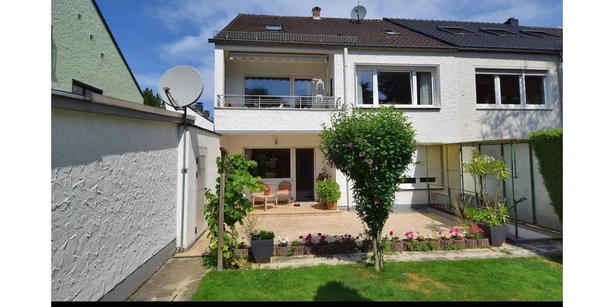 Kauf im Paket: 2 vermietete Wohnungen & 1 Garage in einem 3-Familienhaus in Bonn-Röttgen. 6 zimmer