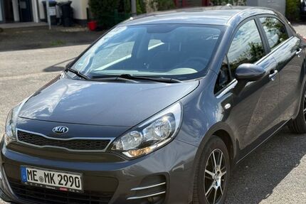 Kia Rio 70.199 km 7.400 &euro; Langenfeld 40764