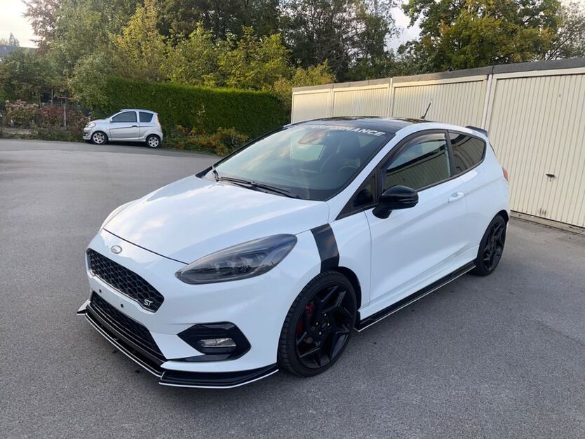 Ford Fiesta 58.900 km 20.200 € Remscheid 42855