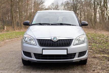 Skoda Fabia 186.000 km 2.250 &euro; Solingen 42699