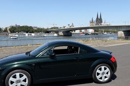 Audi TT 101.183 km 10.700 &euro; Rommerskirchen 41569