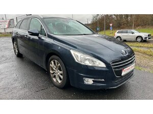VW Golf VIII Variant 2.0 TDi 180.000 km 10.900 &euro; Troisdorf 53844