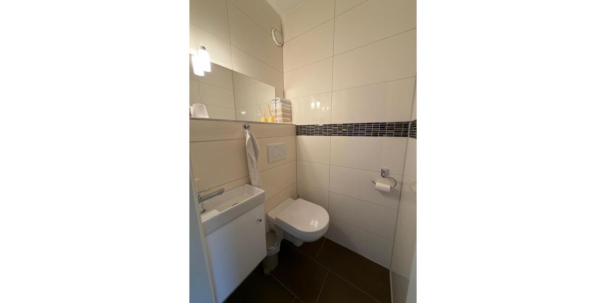 Etagenwohnung Bergisch Gladbach Gronau - 4 Zimmer, 85 m&sup2;, 1.300&euro; | Angebot:26329356
