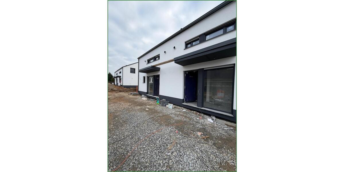 Zur Miete: Moderne Doppelhaushälfte - 0226 bezugsfertig - Garten - Carport in Odenthal-Blecher 5 zimmer