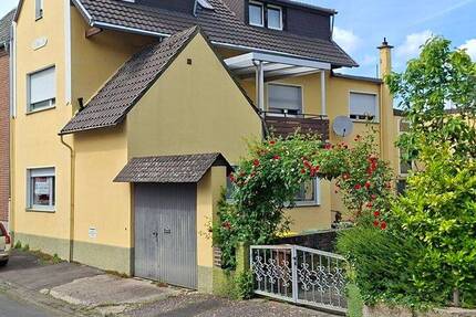 Haus Bornheim - 7 Zimmer, 162 m&sup2;, 328.000&euro; | Angebot:26686407