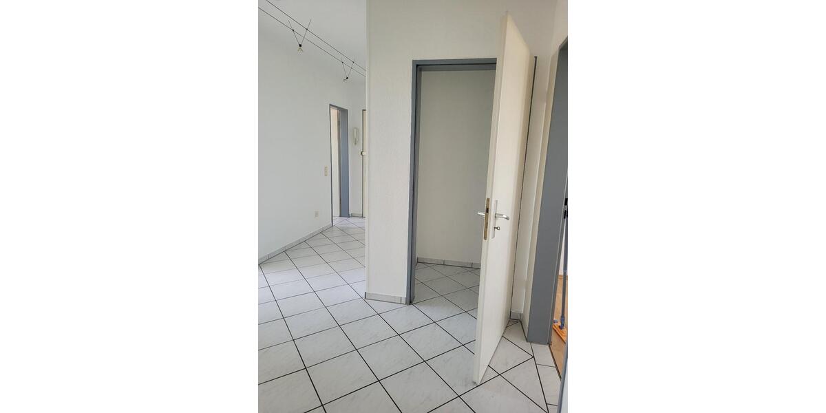 Etagenwohnung Wesseling - 3 Zimmer, 84 m&sup2;, 311.000&euro; | Angebot:26233409