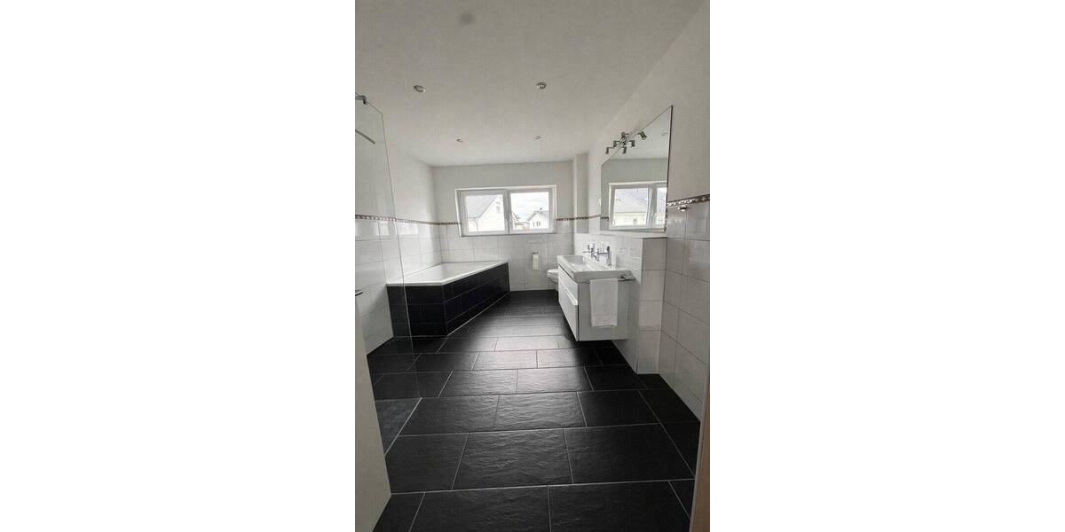 Doppelhaushälfte Bonn Röttgen - 7 Zimmer, 202 m&sup2;, 1.095.000&euro; | Angebot:26731082
