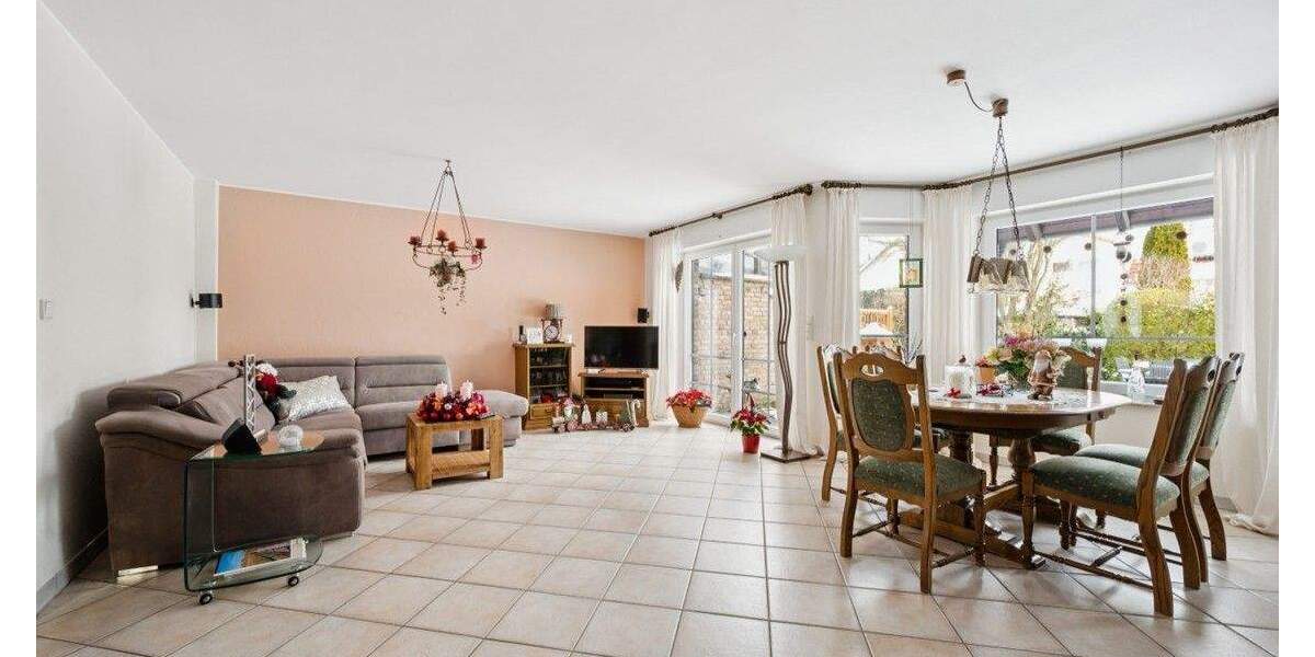 Wertig wohnen im großzügigen Klassiker 5 zimmer