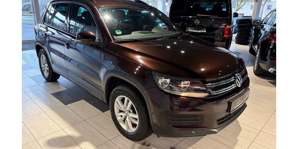 VW Tiguan 135.328 km 7.950 &euro; Köln 51103