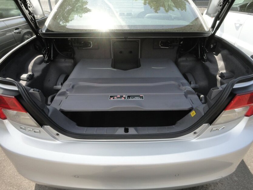 Volvo C70 2,0 D/130 KW 1.Hand Leder+Xenon+Klima Top 151.550 km 12.700 € Neuss 41462