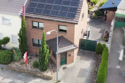 Haus Köln Porz - 6 Zimmer, 197 m&sup2;, 586.200&euro; | Angebot:26982191