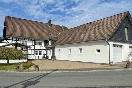 Haus Wermelskirchen - 5 Zimmer, 160 m&sup2;, 360.000&euro; | Angebot:25383486