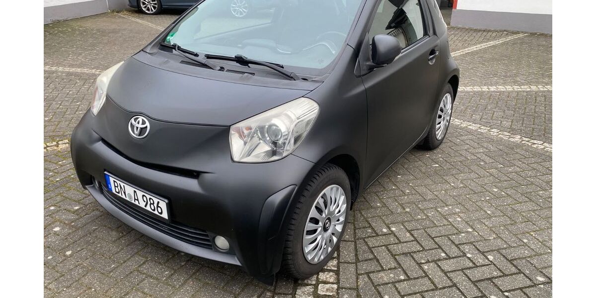 Toyota IQ 181.000 km 4.100 &euro; Bonn 53173