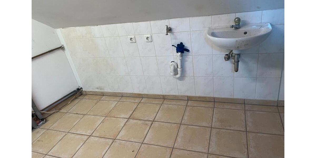 Dachgeschoßwohnung Nörvenich - 2 Zimmer, 80 m&sup2;, 650&euro; | Angebot:26345302