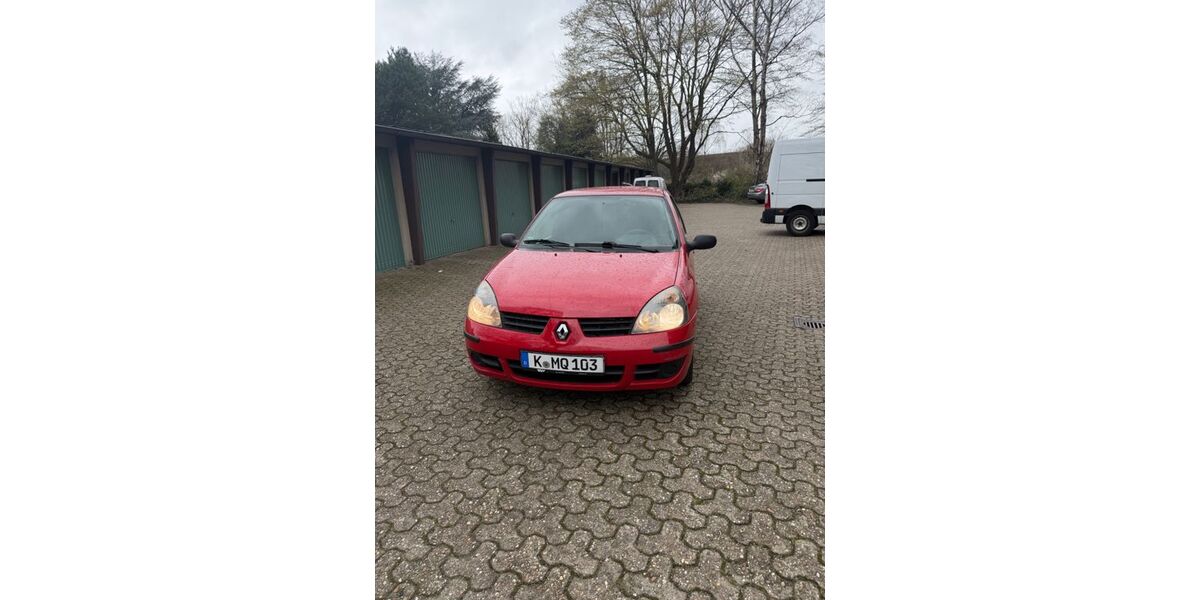 Renault Clio 162.000 km 1.150 &euro; Köln 51103
