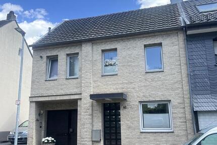 Charmante Maisonette-Wohnung in Bergisch Gladbach-Hebborn