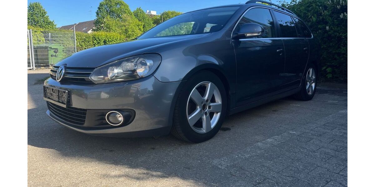 VW Golf 212.752 km 3.890 &euro; Dormagen 41540
