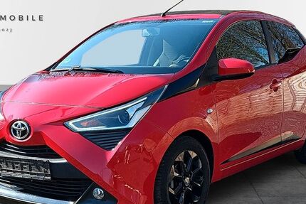 Toyota Aygo (X) 58.447 km 8.300 &euro; Troisdorf 53840