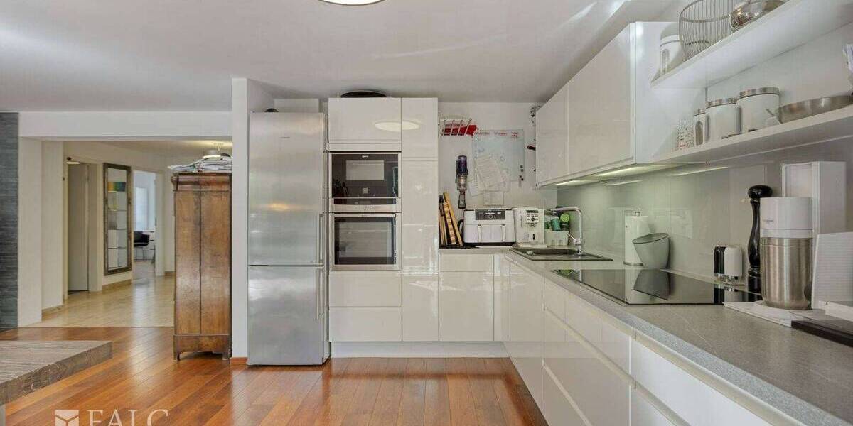 Etagenwohnung Köln Bocklemünd/Mengenich - 3 Zimmer, 110 m&sup2;, 469.000&euro; | Angebot:26475197