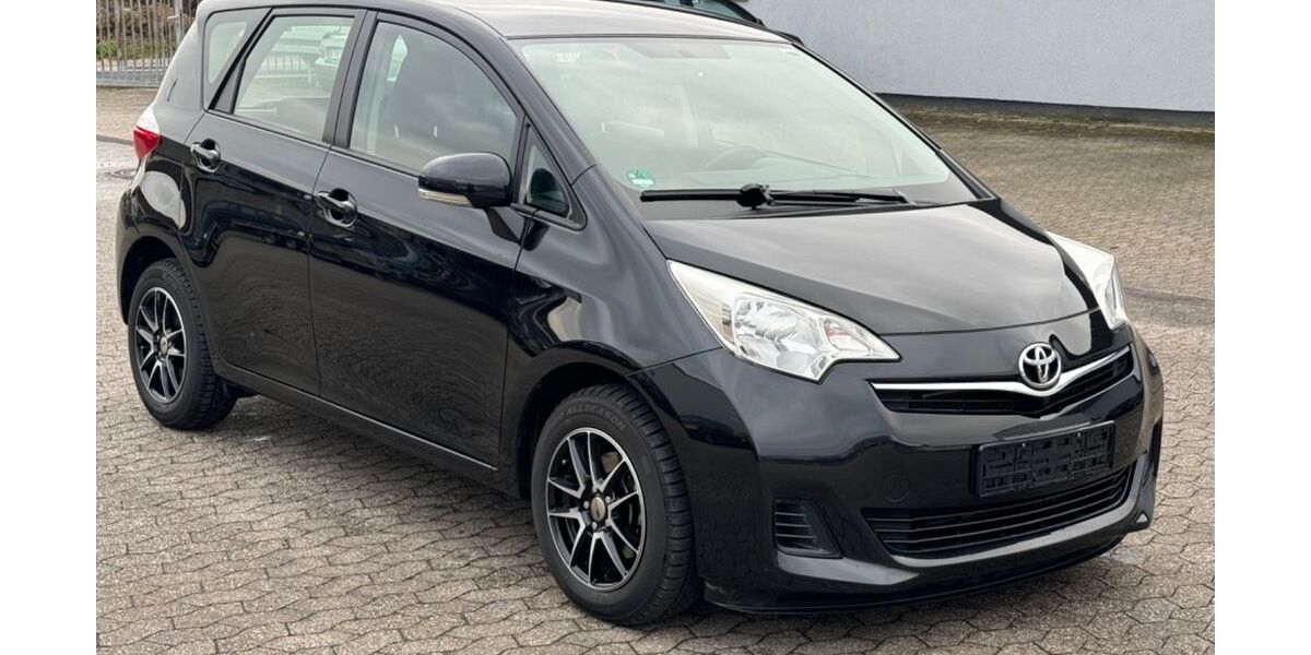 Toyota Verso-S 81.550 km 7.950 &euro; Bornheim 53332