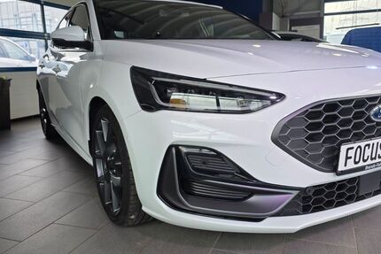 Ford Focus 31.578 km 31.900 &euro; Frechen 50226