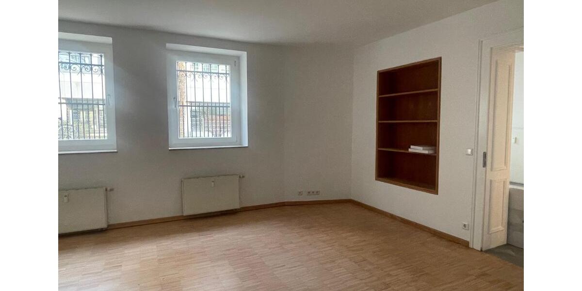 WohnungBüroWG 2 Zimmer EBK komplett renoviert Bonner Altstadt 2 zimmer