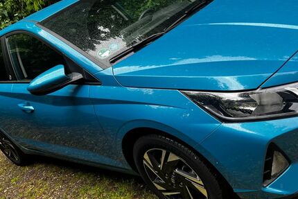 Hyundai i20 26.800 km 15.000 € Köln 50767