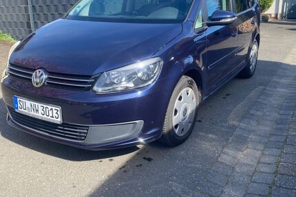 VW Touran 140.000 km 10.500 &euro; Hennef 53773