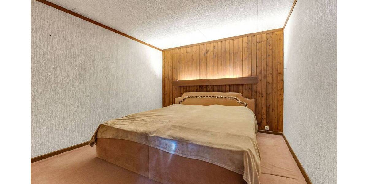 Bungalow Köln Sürth - 5 Zimmer, 137 m&sup2;, 749.000&euro; | Angebot:26472592
