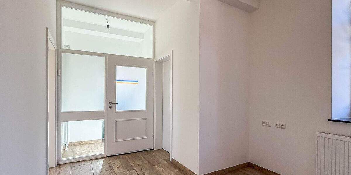 Moderner Altbaucharme in Denkmalschutzobjek - Sanierte Bürofläche zum Kauf in zentraler Lage! 6 zimmer