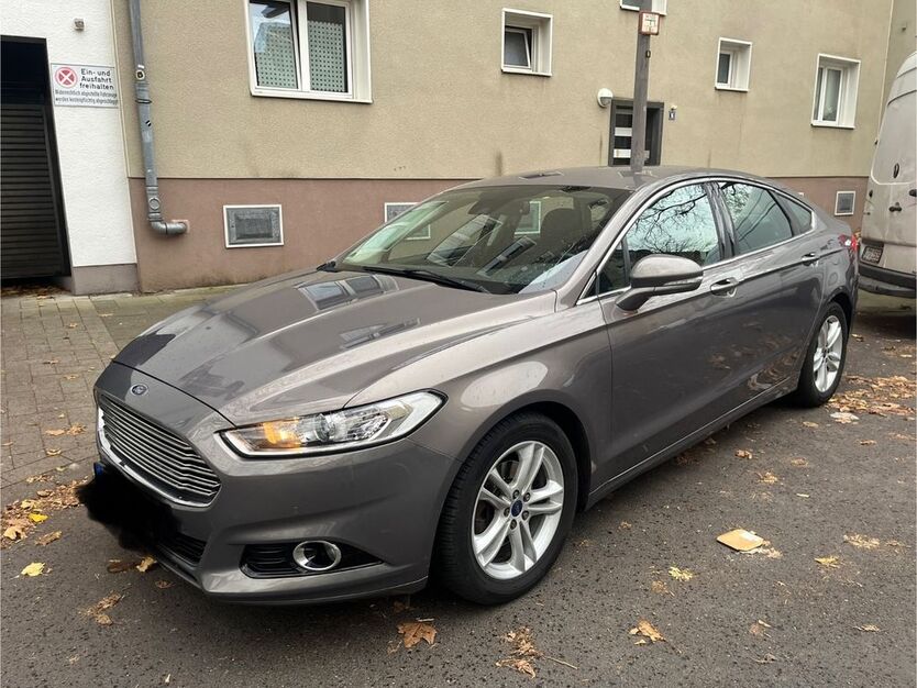 Ford Mondeo 111.000 km 12.800 € Köln 50827