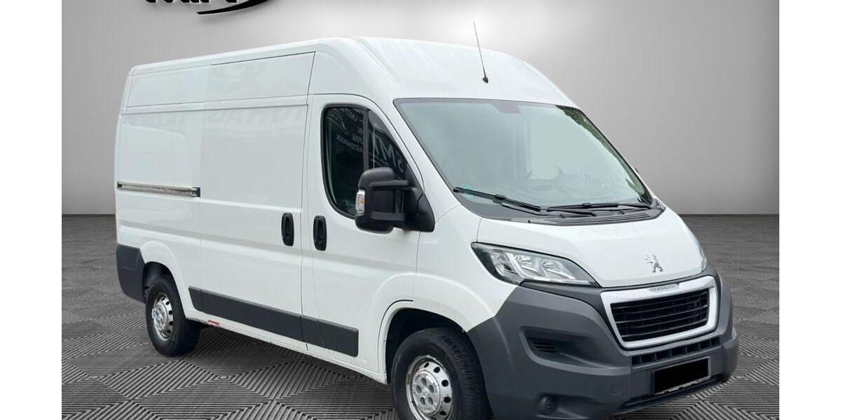 Peugeot Boxer 114.000 km 12.990 &euro; Köln 51067