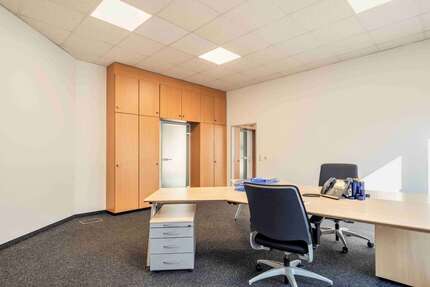 Gewerbeobjekt Troisdorf - 922&euro; | Angebot:25168276