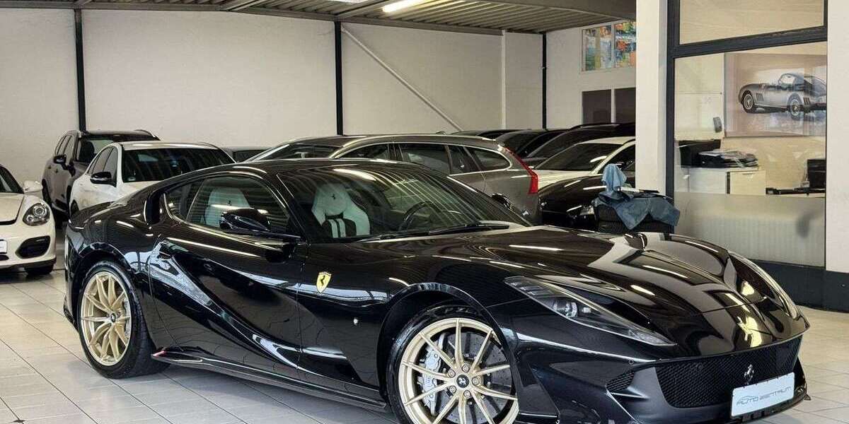 Ferrari 812 32.000 km 294.990 &euro; Köln 50827