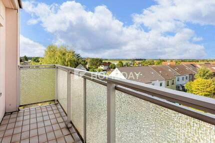 Komfortables Wohnen auf 106 m² - 4 Zimmer, Westbalkon & Tiefgarage 4 zimmer