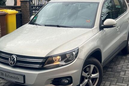 VW Tiguan 125.600 km 10.999 &euro; Bergisch Gladbach 51469