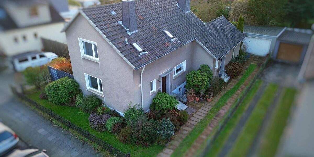 Einfamilienhaus Leverkusen Opladen - 6 Zimmer, 136 m&sup2;, 438.500&euro; | Angebot:25409665