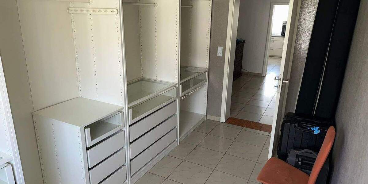 Etagenwohnung Köln Grengel - 3 Zimmer, 72 m&sup2;, 265.000&euro; | Angebot:25566408