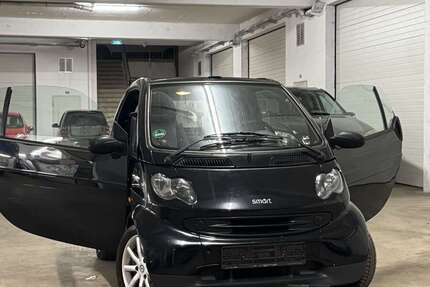 Smart forTwo 119.000 km 2.900 € Köln 50739