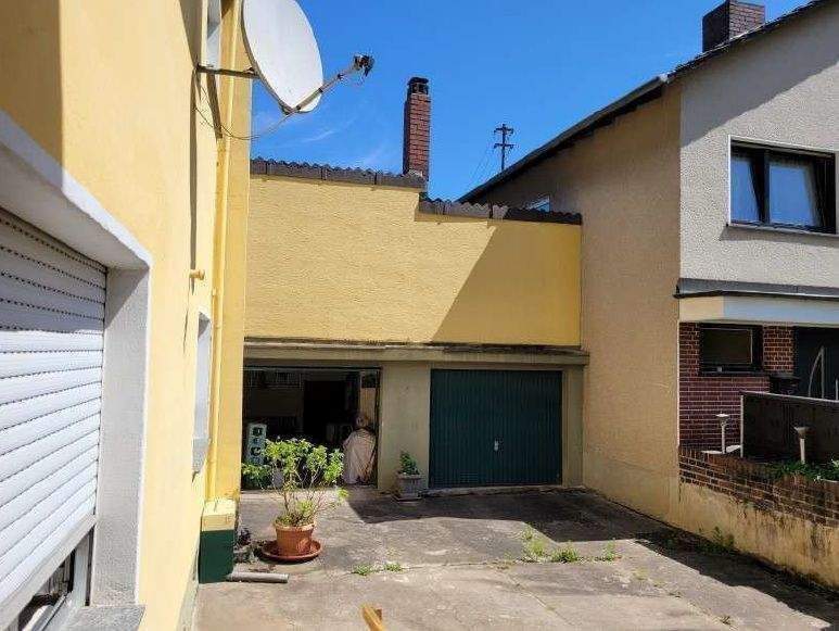 Doppelhaushälfte Bornheim - 7 Zimmer, 162 m&sup2;, 328.000&euro; | Angebot:26686407
