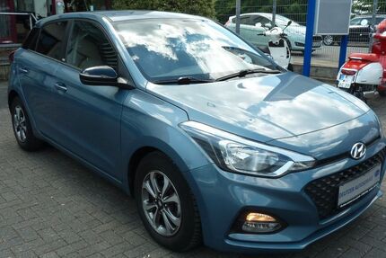 Hyundai i20 75.766 km 9.950 &euro; Köln 51063