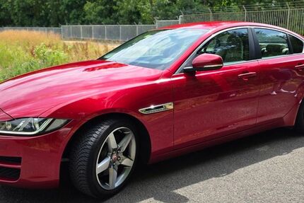 Jaguar XE 155.200 km 9.400 &euro; Köln 50739