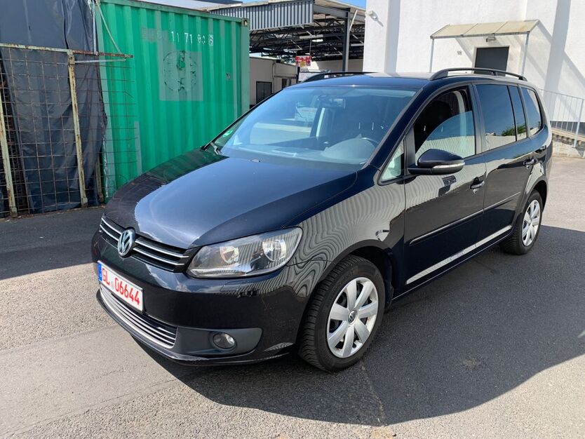 VW Touran 196.000 km 7.750 € Bergisch Gladbach 51465