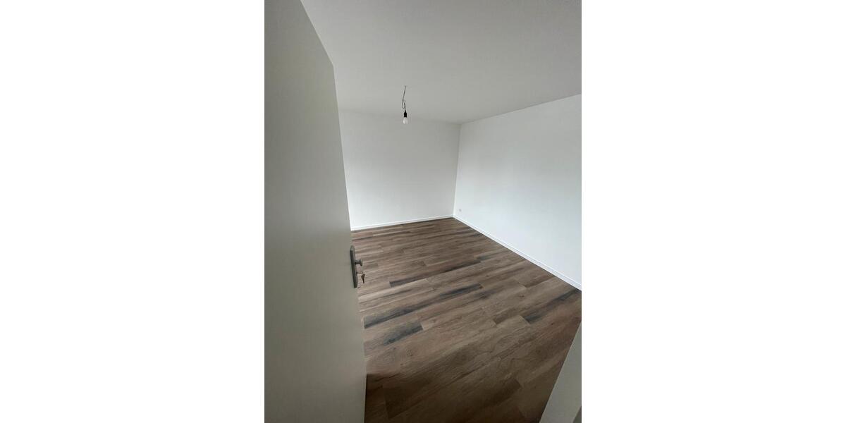 Etagenwohnung Köln Chorweiler - 1 Zimmer, 30 m&sup2;, 720&euro; | Angebot:26610447