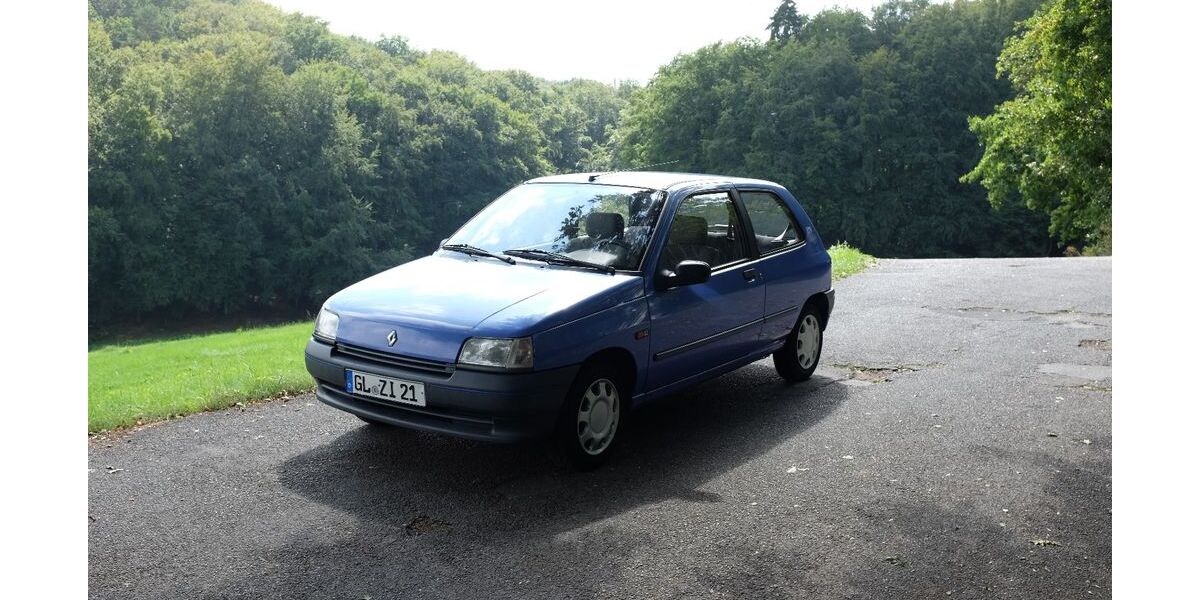 Renault Clio 151.600 km 3.500 &euro; Köln 51103